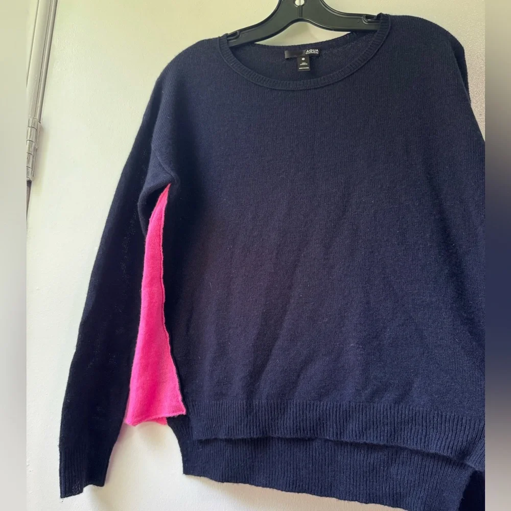 Aqua Cashmere Black and Pink Crew Neck Sweater with Color Block Design